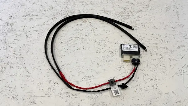 Sensor de abertura de porta-malas OEM 565962239B Skoda Kodiaq image 2