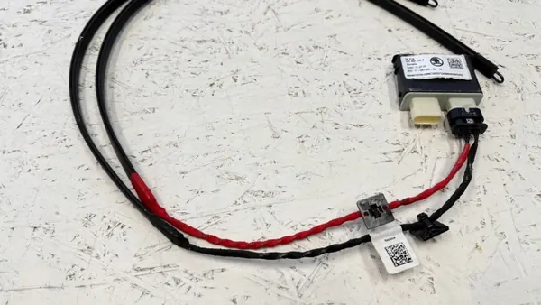 Sensor de abertura de porta-malas OEM 565962239B Skoda Kodiaq image 3