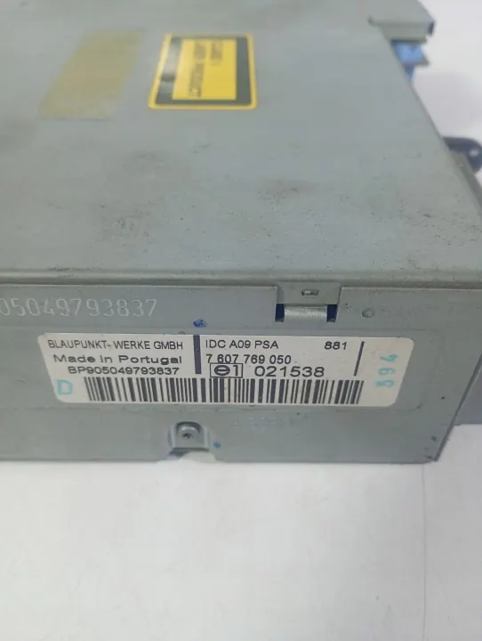 Cambiador CD Peugeot 307 OEM M1S13 MAR 00014693 image 5