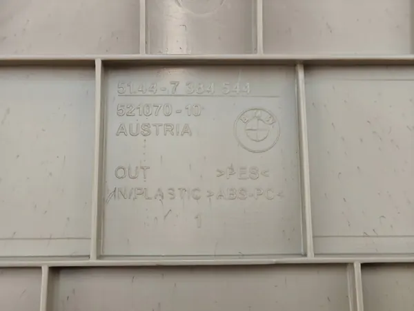 Stoplichtkap OEM 7384544 M-Pakket G30 LCI image 4