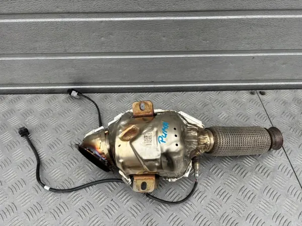 Catalyseur Ford Puma MK2 OEM M1B1-5E211-BB image 2