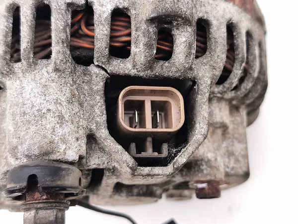 Nissan 350Z 2003 Vaihtovirtageneraattori OEM 23100CD010 image 4