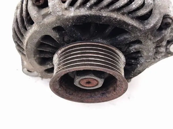 Nissan 350Z 2003 Vaihtovirtageneraattori OEM 23100CD010 image 8