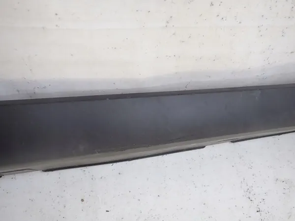 Tesla Model X Rechter Side Skirt 15-> OEM 1034219-00-B image 3