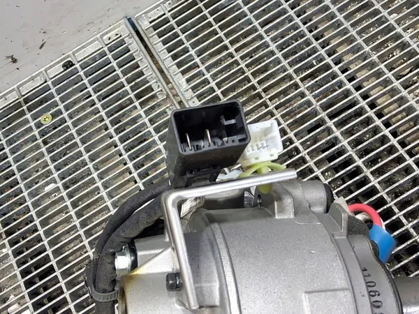 Direction assistée électrique Hyundai I40 OEM 3Z56399500 image 4