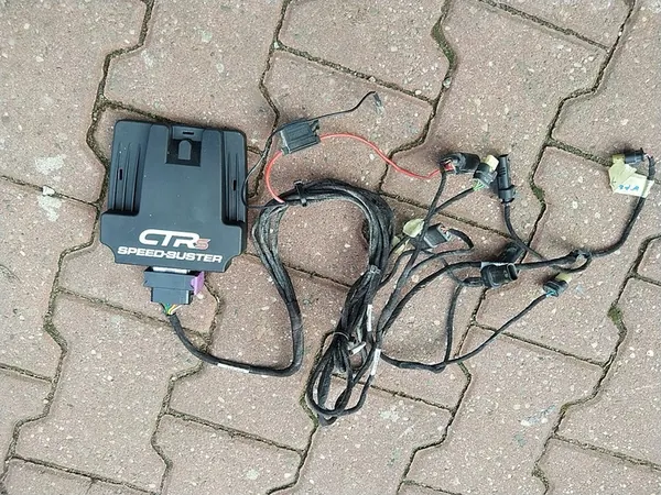SPEED BUSTER CTRs AUDI RS3 8V 2.5 TFSI CHIP BOX 10110904-1 image 1