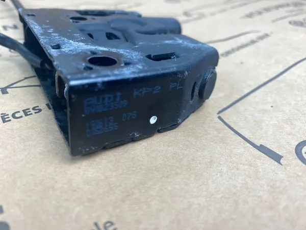 AUDI A3 8V 12-20 Huvar lås kabel komplett 8V0823509 image 7