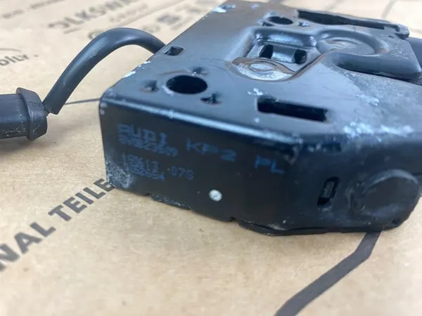 AUDI A3 8V 12-20 Huvar lås kabel komplett 8V0823509 image 8