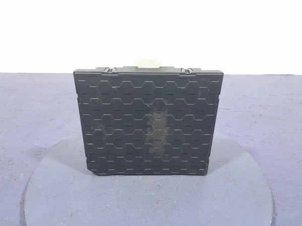 Skoda Superb III Komfortmodul OEM 5Q0937086CF image 2