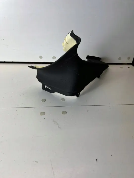 Audi A7 S7 4G 2013 Höger övre pelaröverdrag OEM 4G8867246 image 2