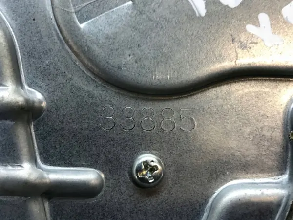 Mitsubishi ASX 2005 achterruitenwissermotor OEM MDV35749 image 9