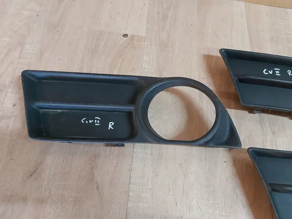 Tappo paraurti destro Toyota Corolla Verso II 52127-0F020 image 3