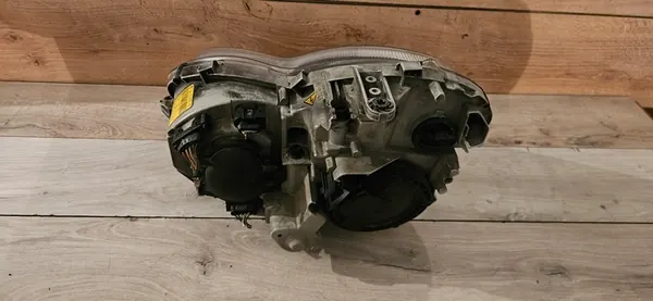 Voorste Rechte Koplamp Mercedes C-Klasse W203 Bi-Xenon A2038203659 image 3