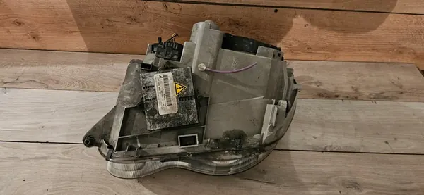 Voorste Rechte Koplamp Mercedes C-Klasse W203 Bi-Xenon A2038203659 image 4