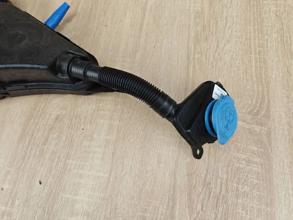 Scheibenwaschbehälter BMW OEM 7427885 7497094 - Gebraucht image 3