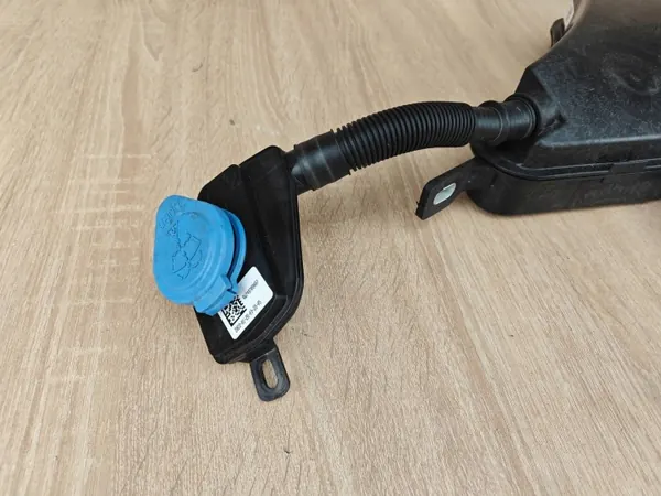 Scheibenwaschbehälter BMW OEM 7427885 7497094 - Gebraucht image 4