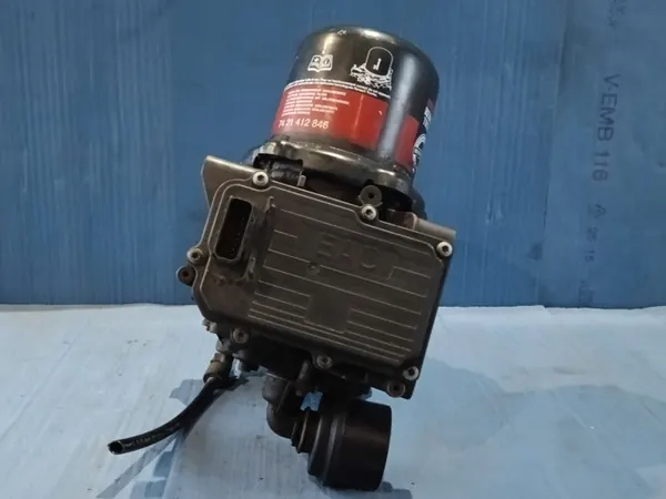 Válvula secadora de ar OEM 22358799 Renault image 5