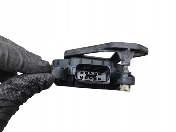 Distronic Radar Bevestiging OEM 9810093180 9676135980 image 3