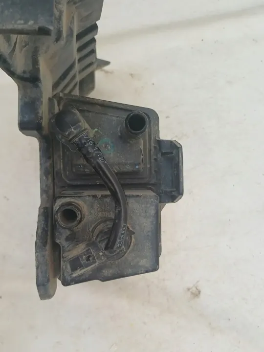 Ford Explorer V 14-19 Actief Koolfilter AG139D653 image 4