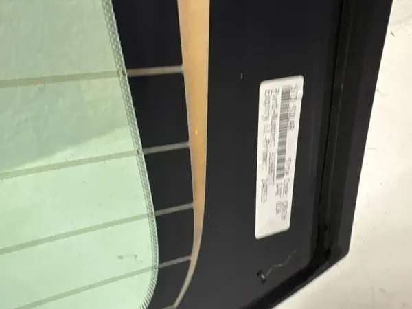 Volvo XC40 EX40 C40 achterklepglas OEM 32368777 image 7