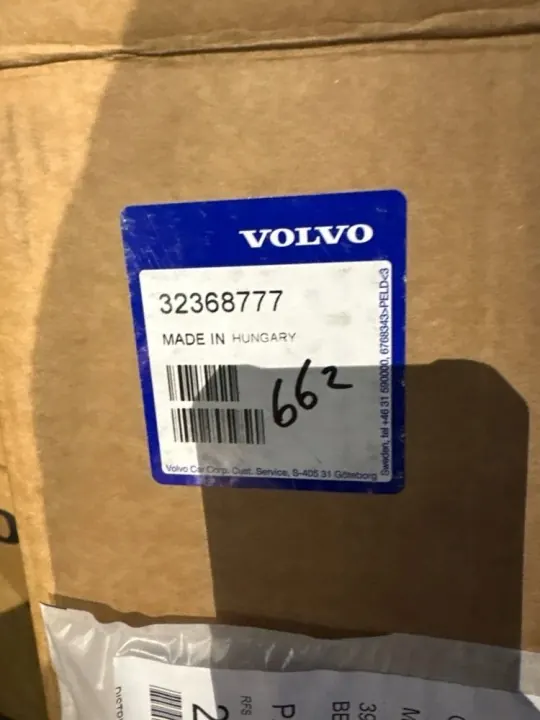 Volvo XC40 EX40 C40 achterklepglas OEM 32368777 image 9