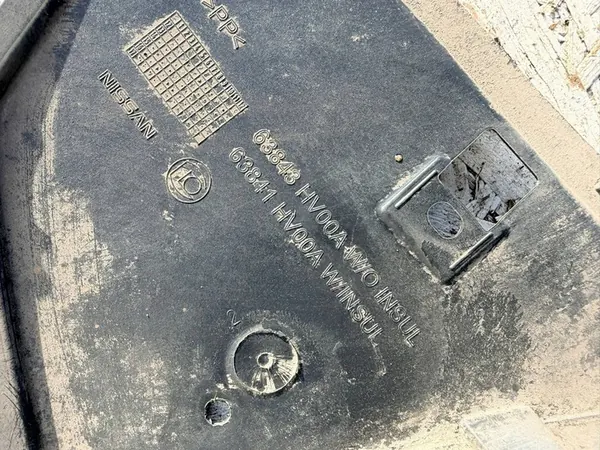 Nissan Qashqai J11 Front Left Wheel Arch 63843HV00A image 4