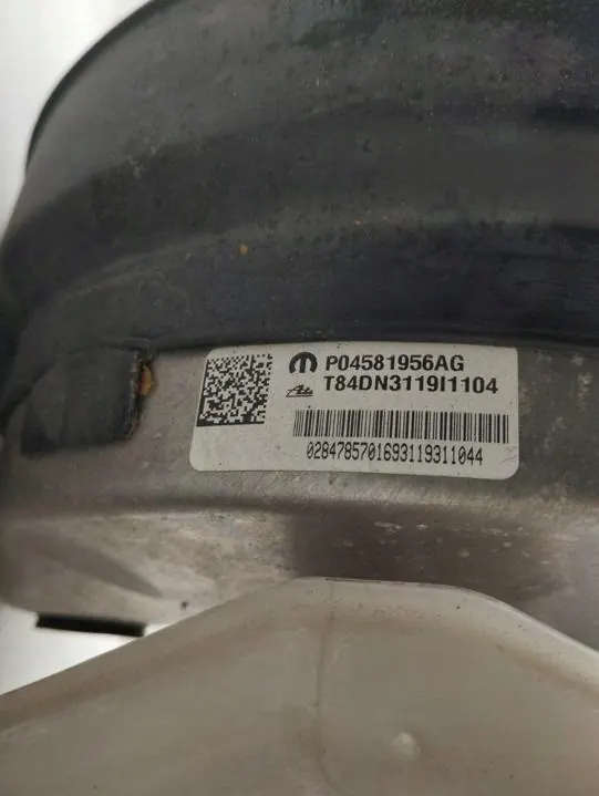 Bomba de Freio Dodge DURANGO 2020 P04581956AG image 7