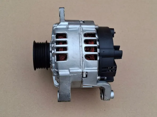 Ducato Jumper Boxer 2.5 2.8 Alternaattori 120A Bosch image 3