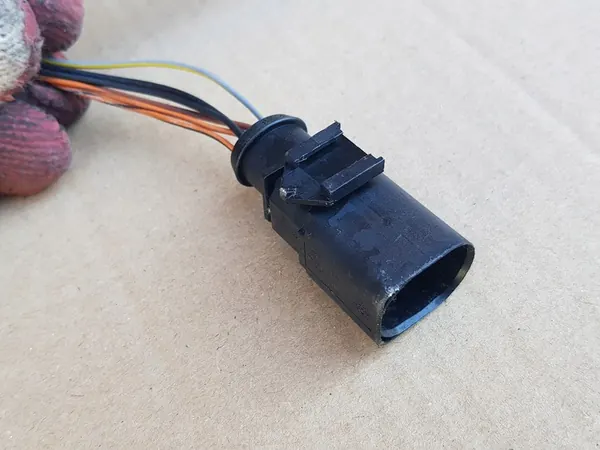 Johdotus - Ohjausakselin Asennus - VW Audi Seat Skoda - 1K1971111AF image 8