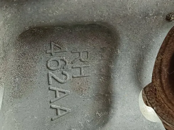 Jeep Hjulnav OEM 68346850AA Fram Begagnad image 7