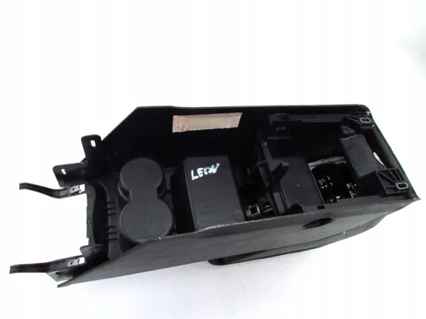Accoudoir OEM 5F0863243 pour SEAT Leon III image 9