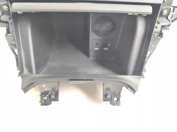 Hyundai i10 II keskikonsolin tasku OEM 2014 EU image 3