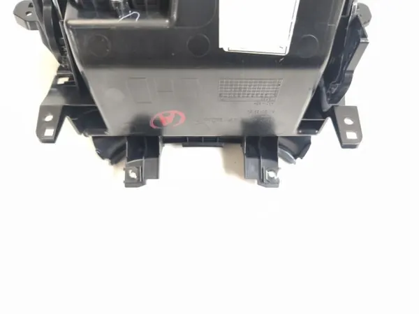 Hyundai i10 II keskikonsolin tasku OEM 2014 EU image 6