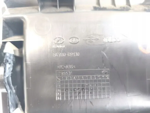 Hyundai i10 II keskikonsolin tasku OEM 2014 EU image 9