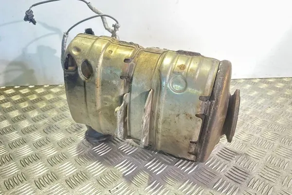 Catalisador VOLVO V70 III 2.0L diesel 2011 OEM image 3