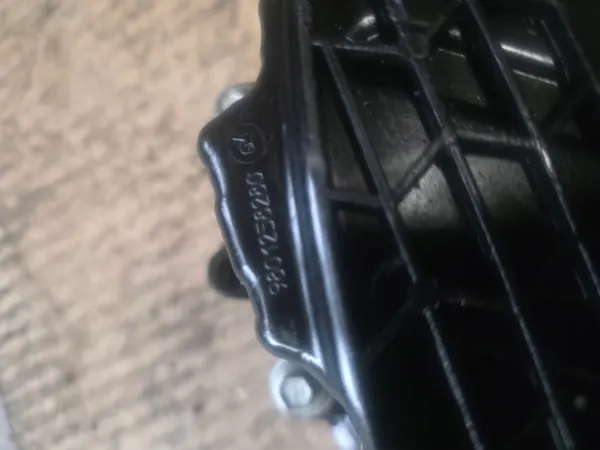 PEUGEOT 2.0 BlueHDi Öljypärä OEM 9801258280 image 3