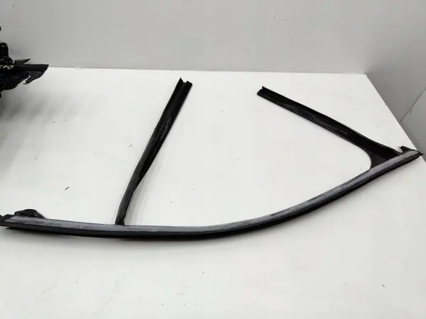 BMW X2 F39 Ikkunanohjain OEM 7420806 Oikea Etu image 2