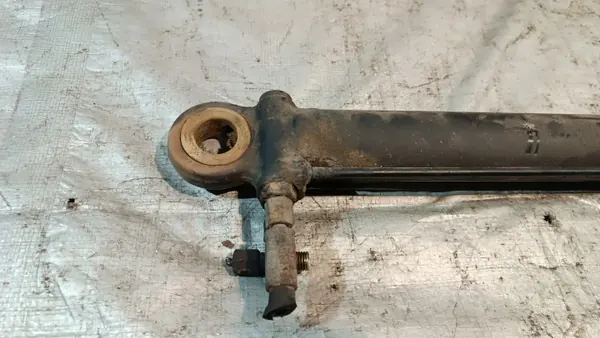 Gebrauchter MAN TGL Kabinenhebezylinder - OEM Teil image 4