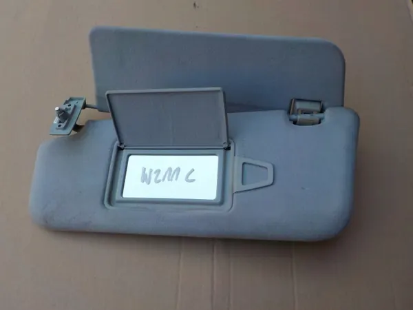 Viseira esquerda Mercedes W211 OEM - Estado usado image 2
