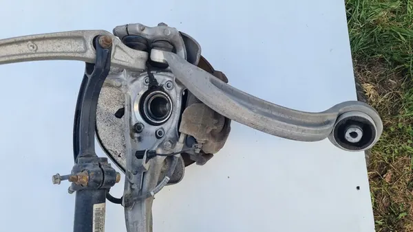 Audi A4 B8 A5 8T 12-15r Sospensione Anteriore Sinistra OEM image 2