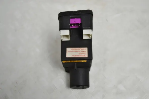 AUDI 80 B4 Zentralpumpe OEM 8TZ00652204 4A0662257F image 3