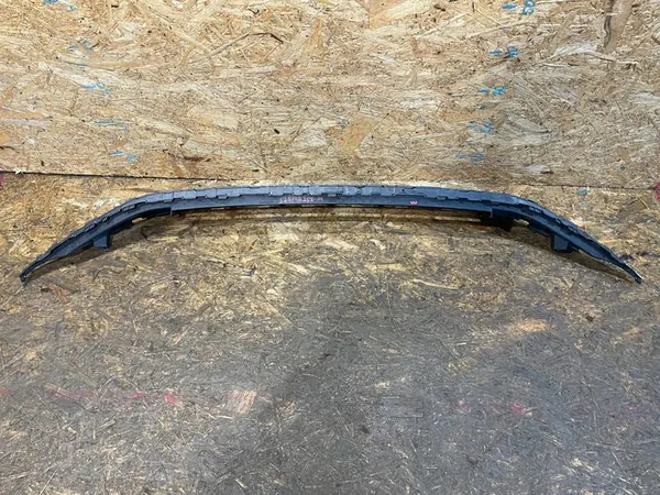 VW Passat B8 Lift 19-23 Griglia Inferiore Paraurti Anteriore image 4