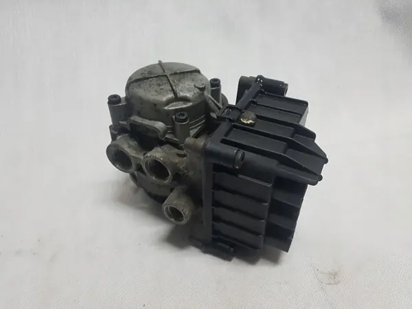 Soupape de frein EBS DAF OEM 1867006 - Essieu avant image 2