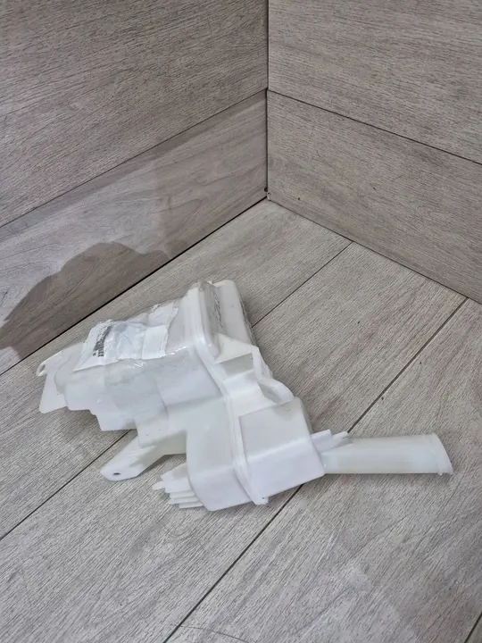 Pesunesteen säiliö PEUGEOT 108 6405.V9 image 2