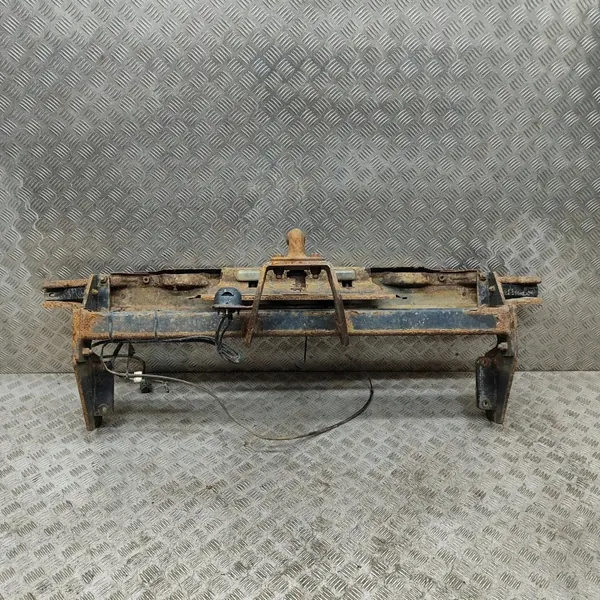 ISUZU D-MAX II TFR TFS Kit Engate 2014 OEM image 4