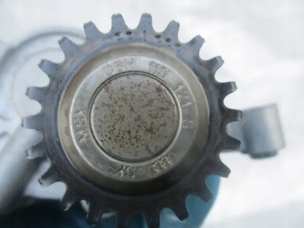 Olje pump Audi A3 Q2 Q3 A4 A5 VW Tiguan Golf VIII image 3