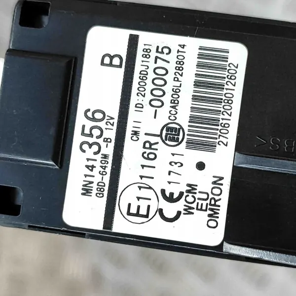 Amortisseur Mitsubishi OEM MN141356 d'occasion image 9