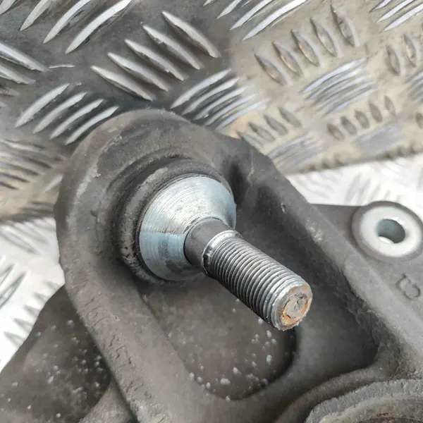 Mozzo ruota posteriore destro MERCEDES-BENZ M (W166) A1663500208 image 6