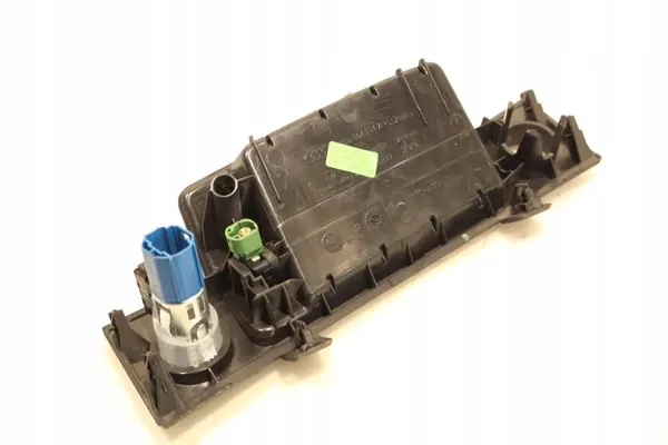 Tomada USB OEM 80B864131A para Audi Q5 II image 3