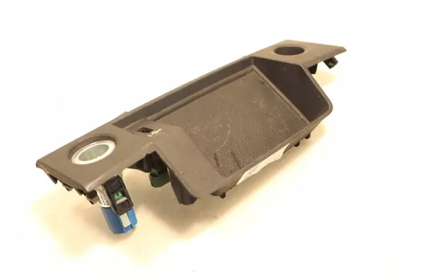 Tomada USB OEM 80B864131A para Audi Q5 II image 4